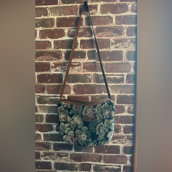 Vintage Mitzi Floral Tapestry Gramma Chic Purse - Picture 2 of 9